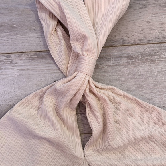 Club Monaco | Twist Knit Top - Picture 5 of 7